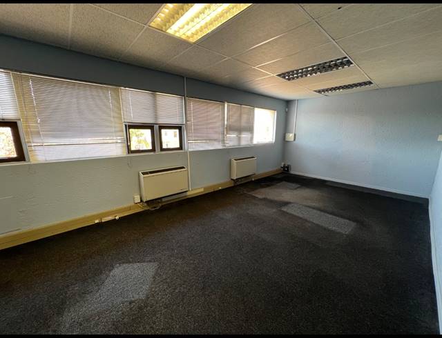 535M² OFFICE FOR SALE IN BENDOR